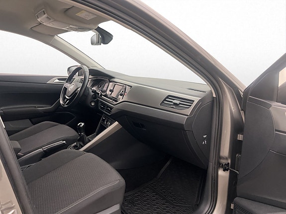 Volkswagen Polo 27 of 27