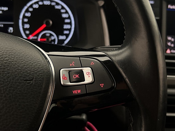 Volkswagen Polo 21 of 27