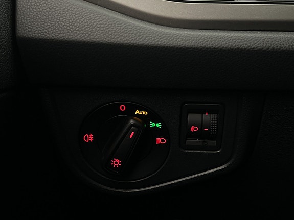 Volkswagen Polo 23 of 27