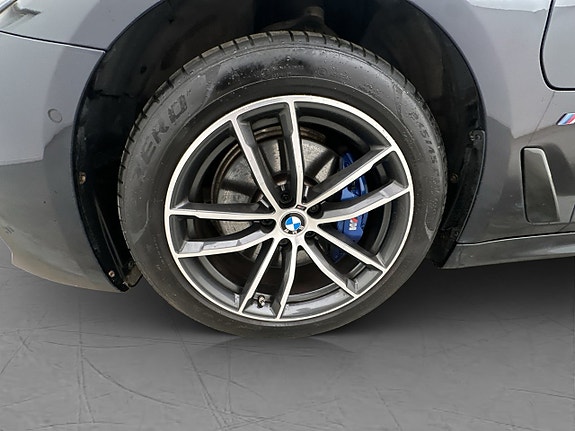 BMW 530e 16 of 21