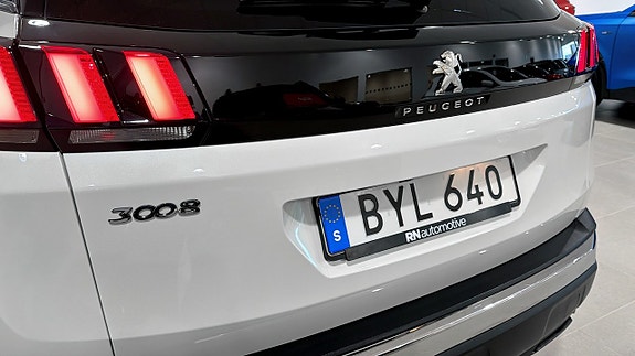 Peugeot 3008 15 of 17