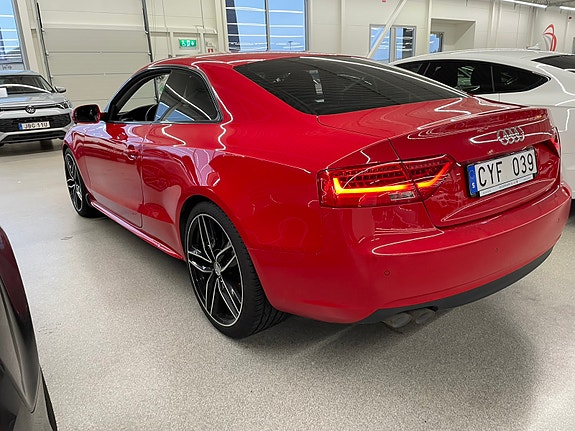 Audi A5 3 of 5