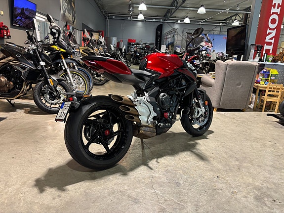 MV Agusta Brutale 800 #Endast 130 mil# 3 of 14