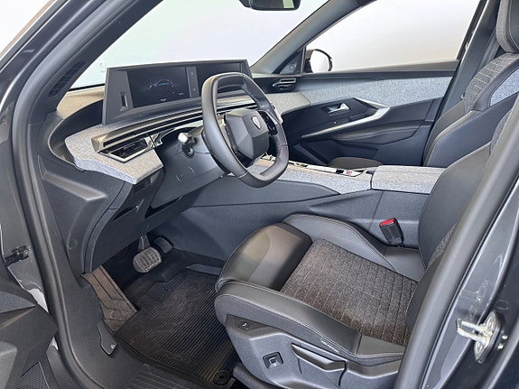 Peugeot 3008 8 of 16