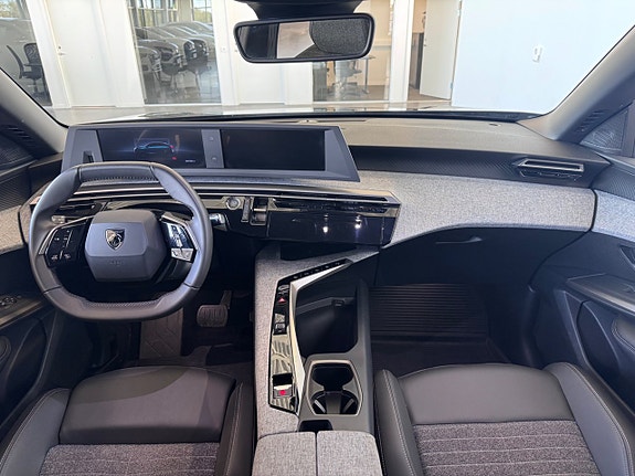 Peugeot 3008 10 of 16