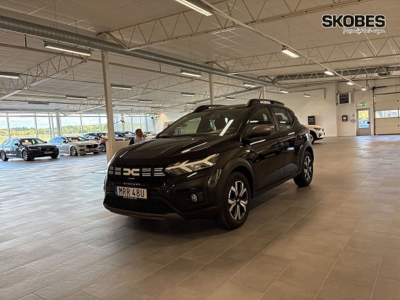 Dacia Sandero Stepway 3 of 16