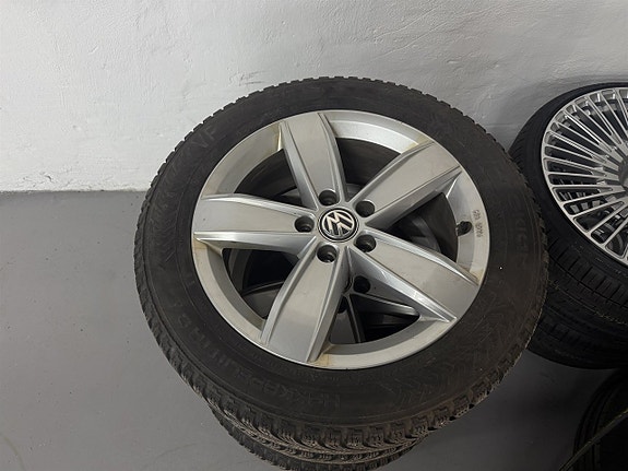 Volkswagen Passat Alltrack 26 of 26