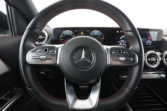 Mercedes-Benz GLA250+ 19 of 30