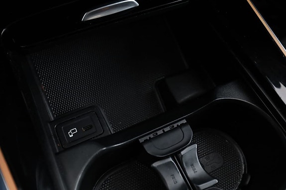 Mercedes-Benz GLA250+ 26 of 30
