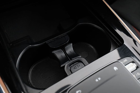 Mercedes-Benz GLA250+ 27 of 30