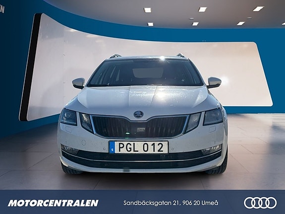 Skoda Octavia 5 of 12