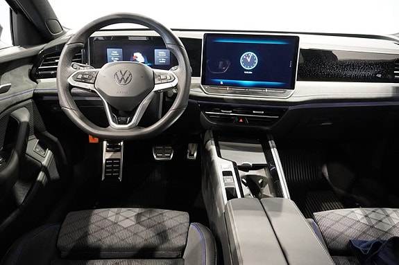 Volkswagen Passat 7 of 13