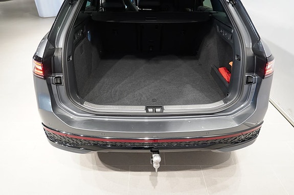 Volkswagen Passat 10 of 13