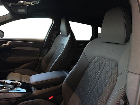 Audi A6 11 of 22