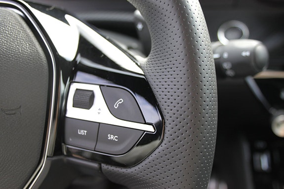 Peugeot 2008 14 of 19