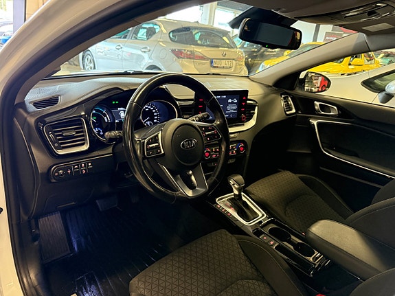 Kia Ceed 12 of 30