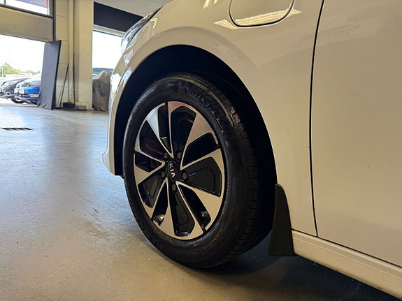 Kia Ceed 11 of 30