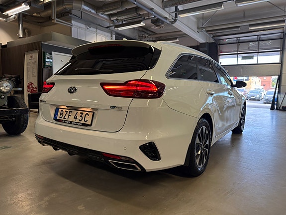 Kia Ceed 8 of 30