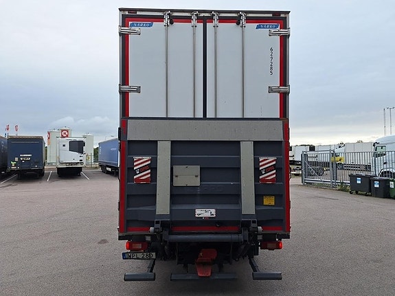 Volvo Vehicle Rigid 6x2-2 box full side opening 6 of 20