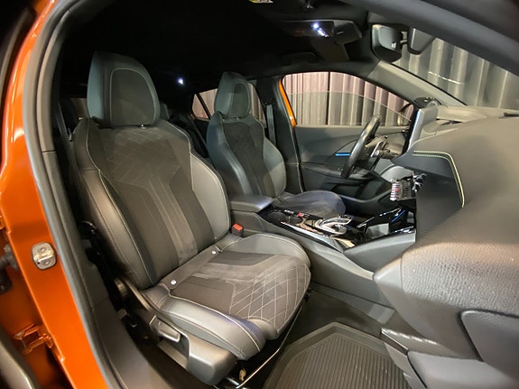 Peugeot 2008 9 of 30