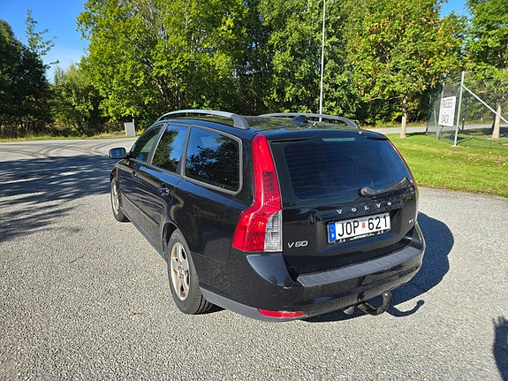 Volvo V50 4 of 9