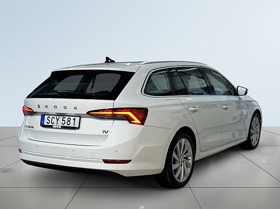 Skoda Octavia 6 of 19