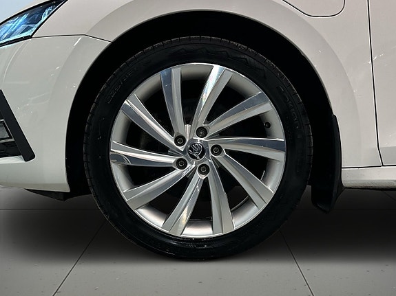 Skoda Octavia 14 of 19