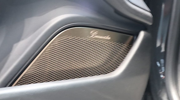 Porsche Taycan 4S 9 of 10