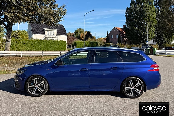 Peugeot 308 SW 11 of 16