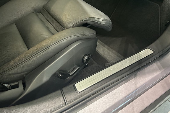 Volvo V60 12 of 30