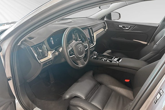Volvo V60 7 of 30