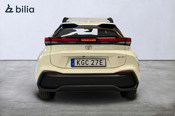 Toyota C-HR 5 of 21