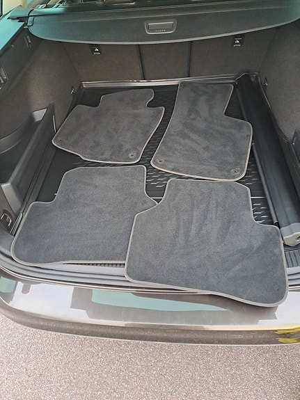 Volkswagen Passat 12 of 12