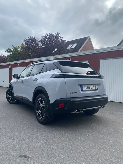 Peugeot 2008 5 of 7