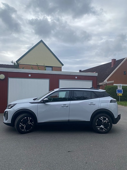 Peugeot 2008 4 of 7
