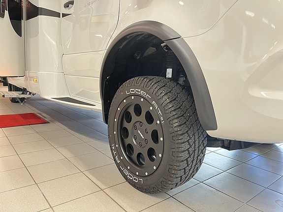 KABE NOVUM TRAQ 750 LGB (4x4 190hk+ALDE+Offroad+Dragkrok) 4 of 30