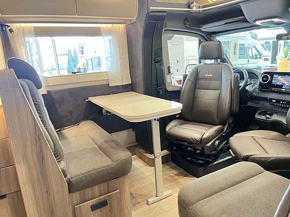KABE NOVUM TRAQ 750 LGB (4x4 190hk+ALDE+Offroad+Dragkrok) 15 of 30
