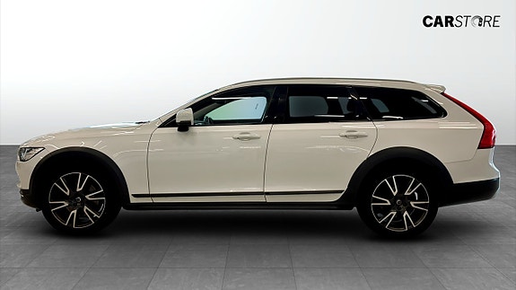 Volvo V90 Cross Country 6 of 20