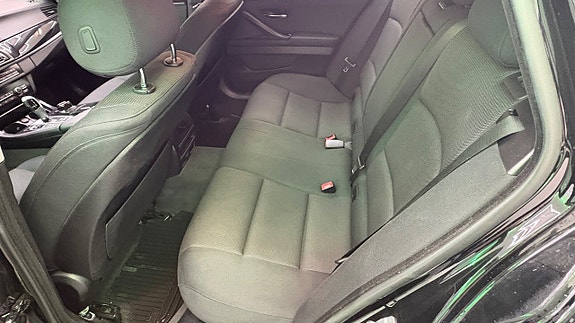 BMW 520d 23 of 30