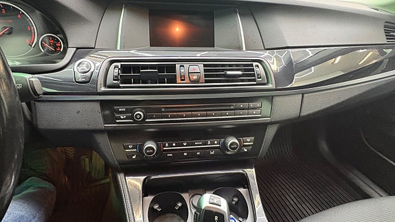 BMW 520d 27 of 30