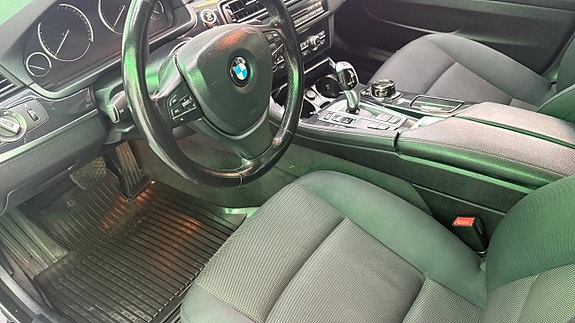 BMW 520d 26 of 30