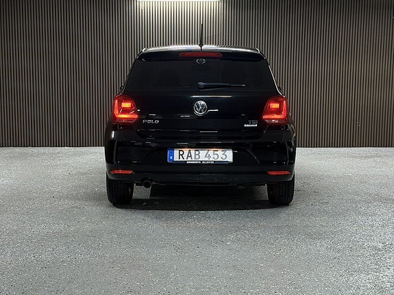 Volkswagen Polo 5 of 11