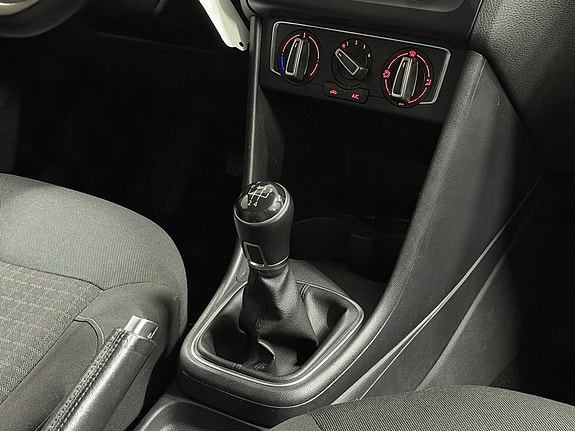 Volkswagen Polo 8 of 11