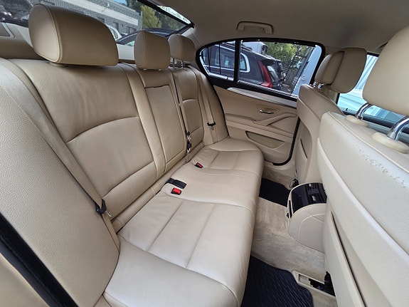 BMW 520d 14 of 18