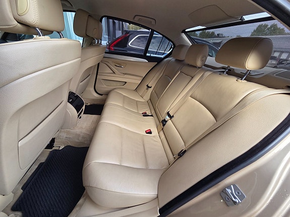 BMW 520d 11 of 18