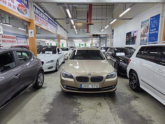 BMW 520d 3 of 18