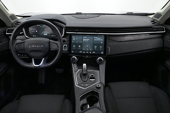Lynk & Co 01 6 of 27