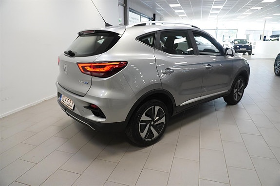MG ZS 4 of 10