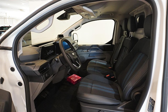 Ford Transit Custom 10 of 11