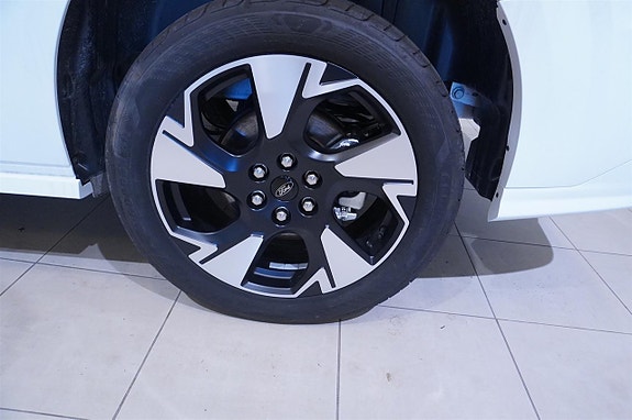 Ford Transit Custom 8 of 11